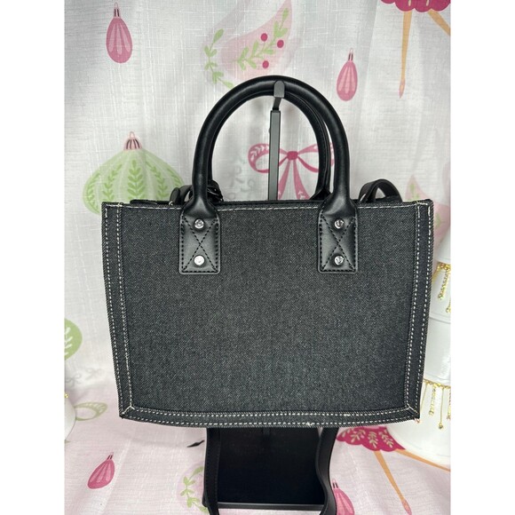 True Religion Quilted Horseshoe Modern Tote HandBag - Picture 8 of 9